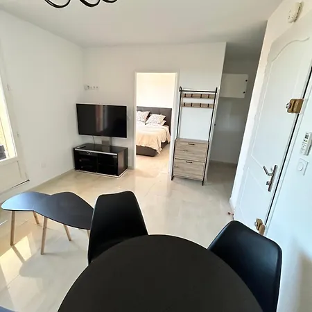 Sweet Apartment